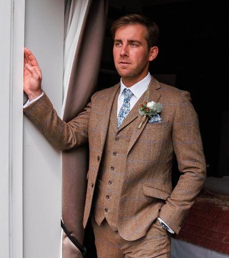 House Tweed Hire Package - Black Tie