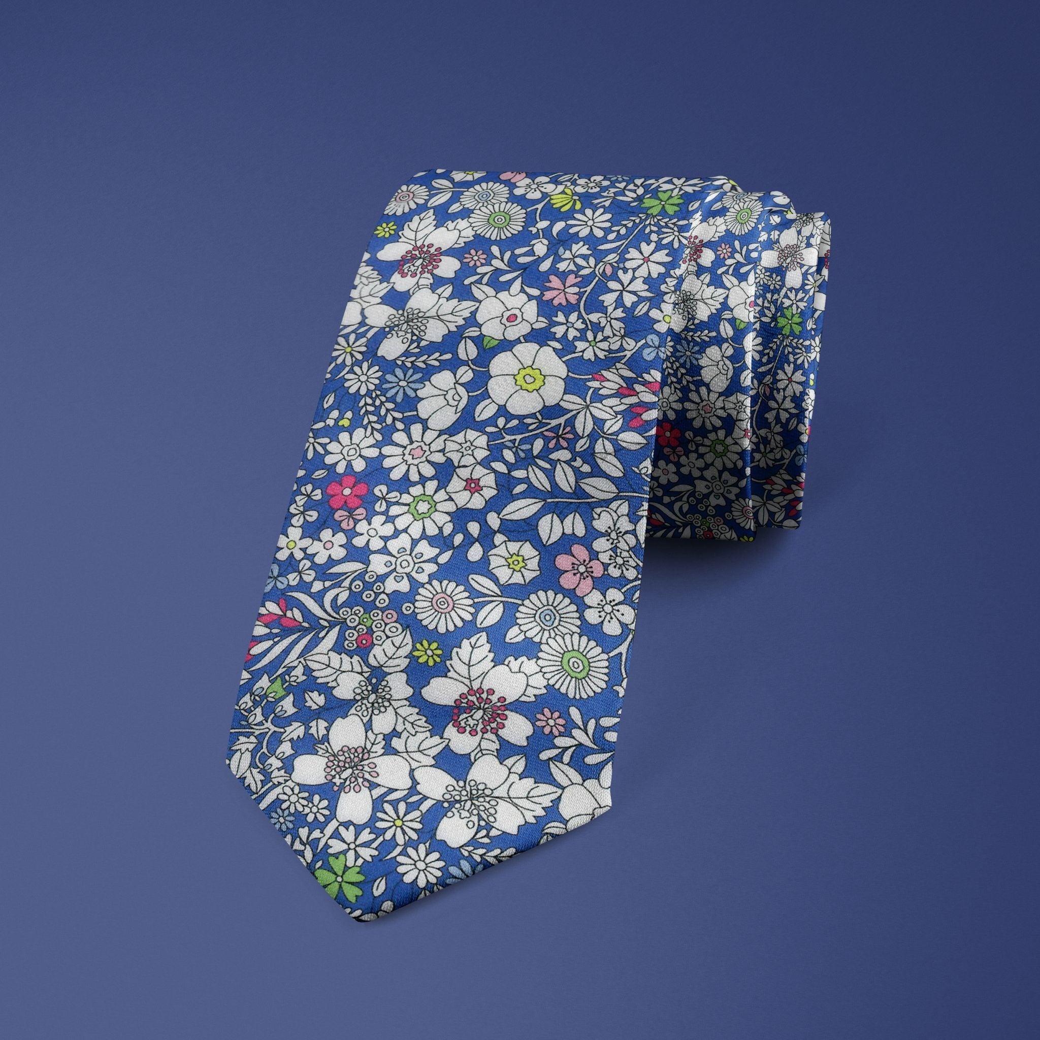 Junes Meadow - Black Tie