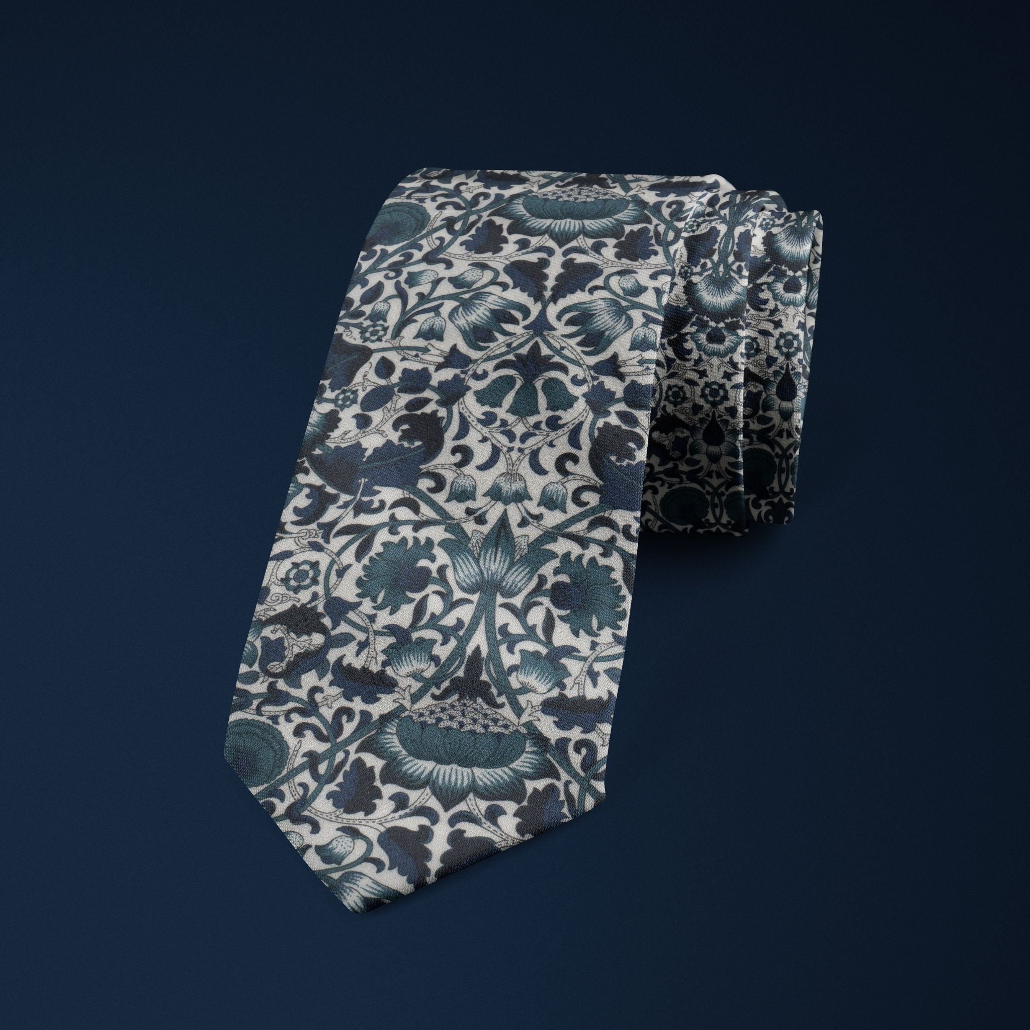 Lodden Navy - Black Tie