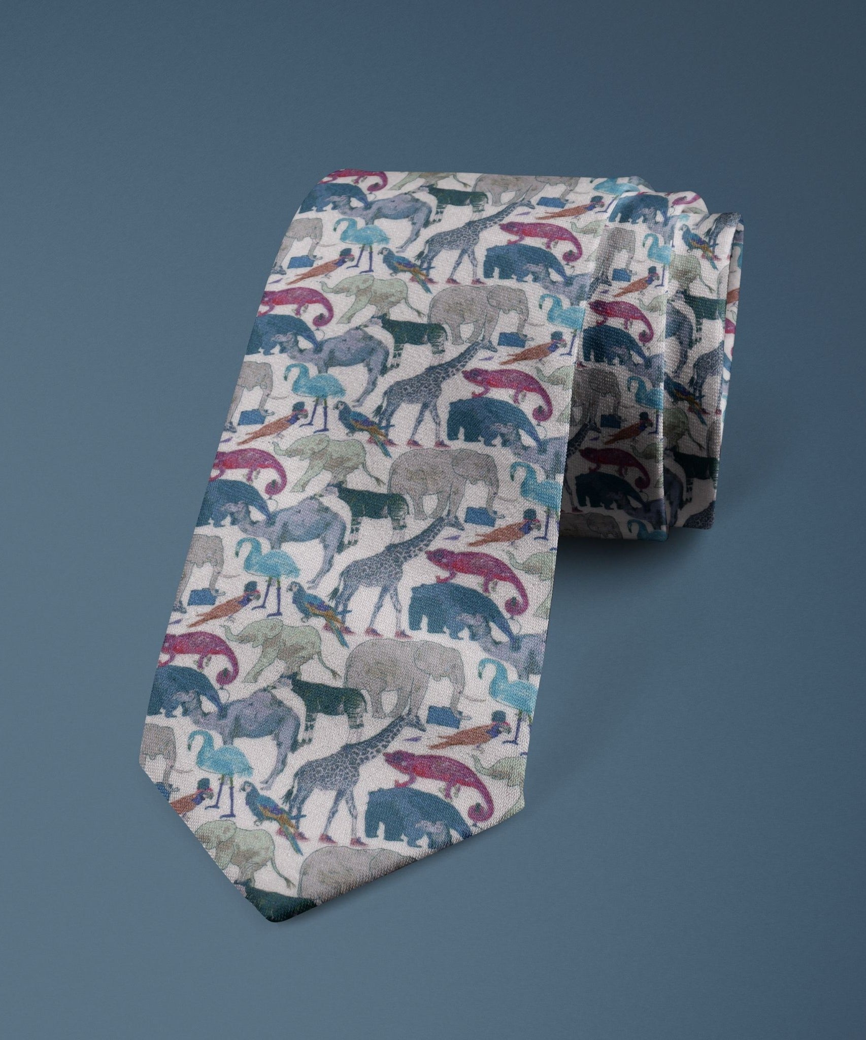 Queue For The Zoo - Black Tie