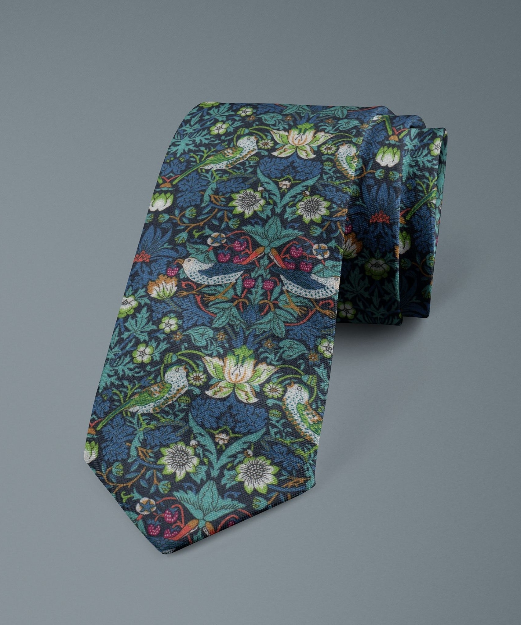 Strawberry Thief Green - Black Tie