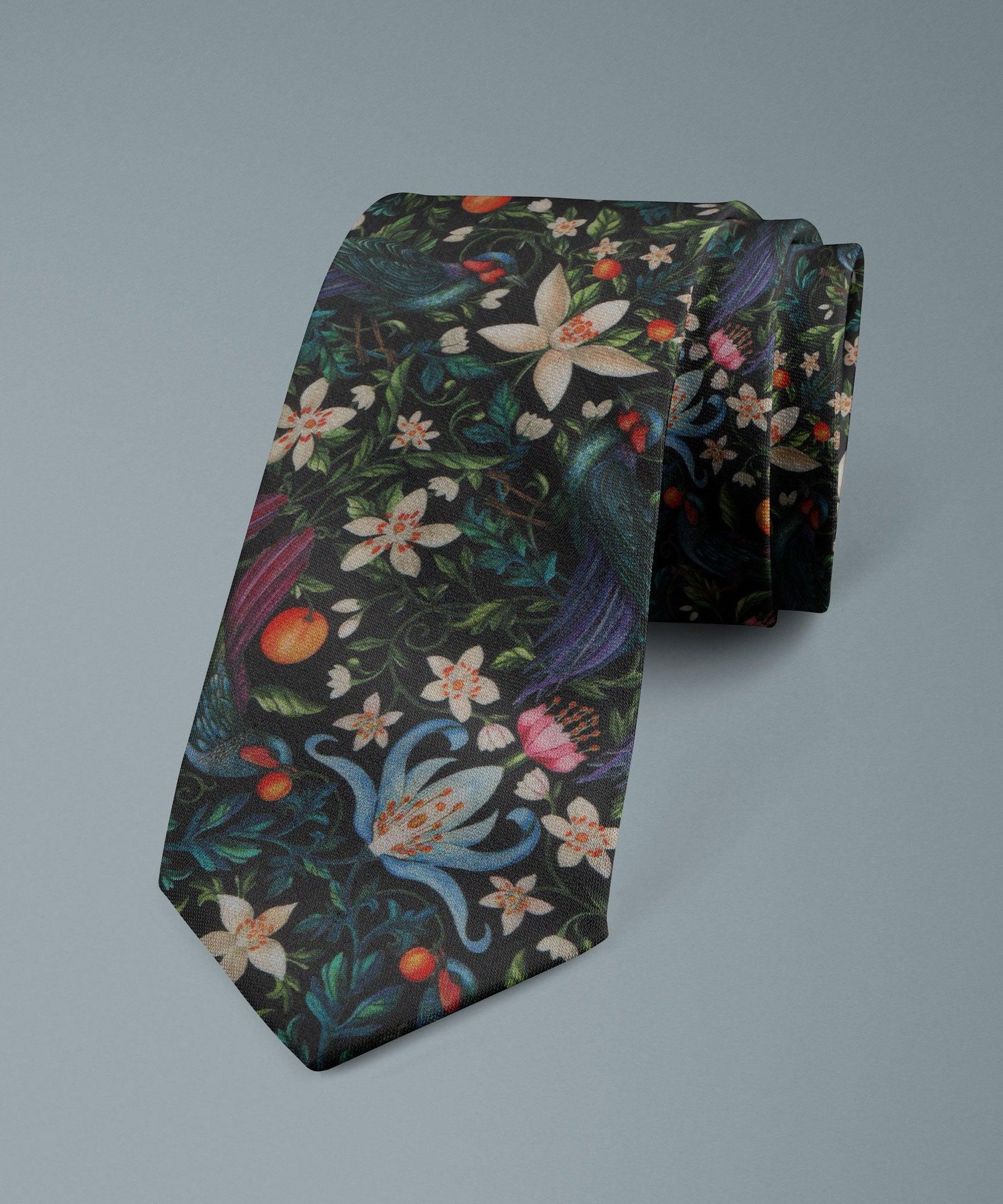 Forbidden Fruit Green - Black Tie