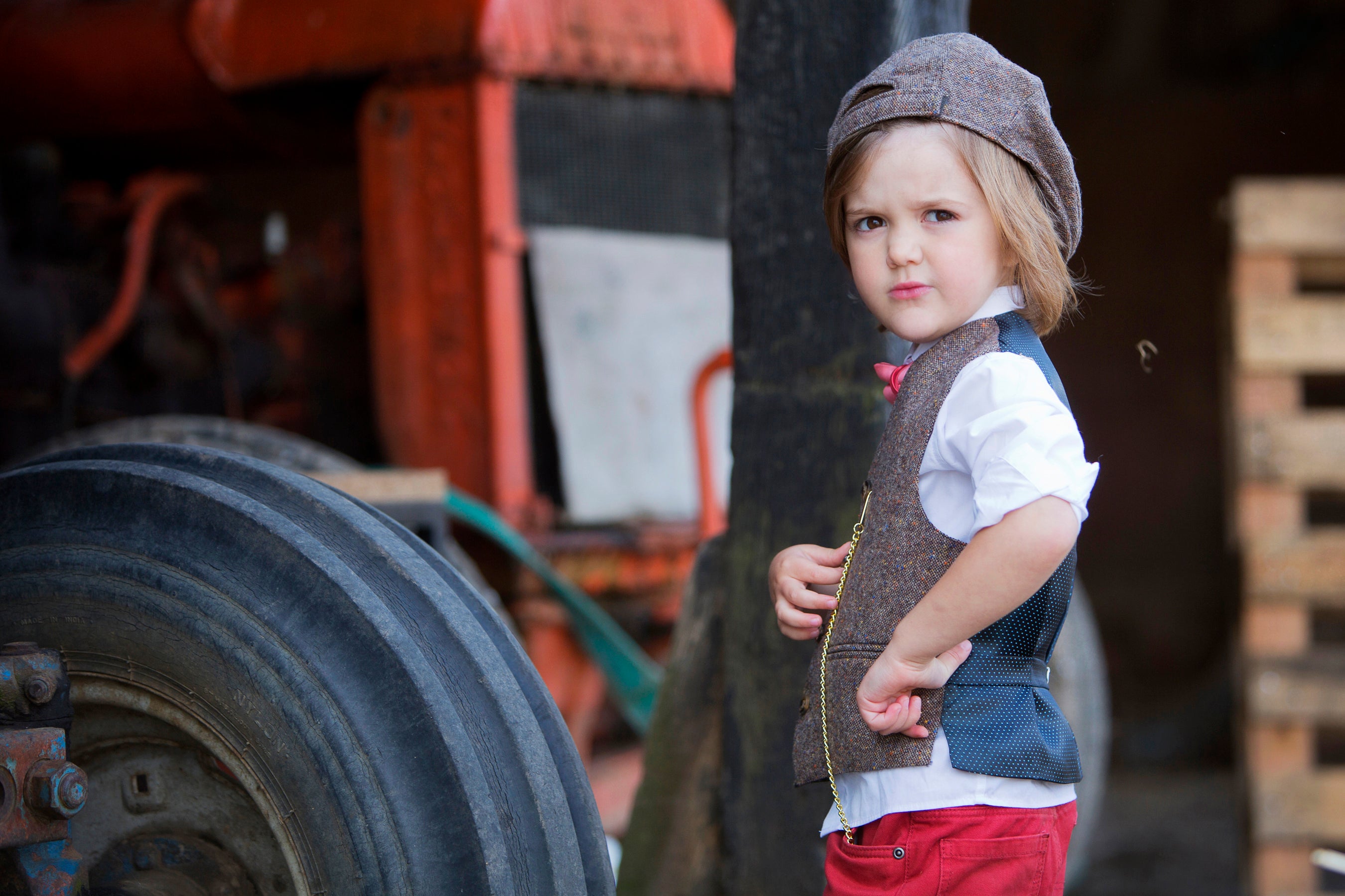 Kids Tweed Accessory Hire Package