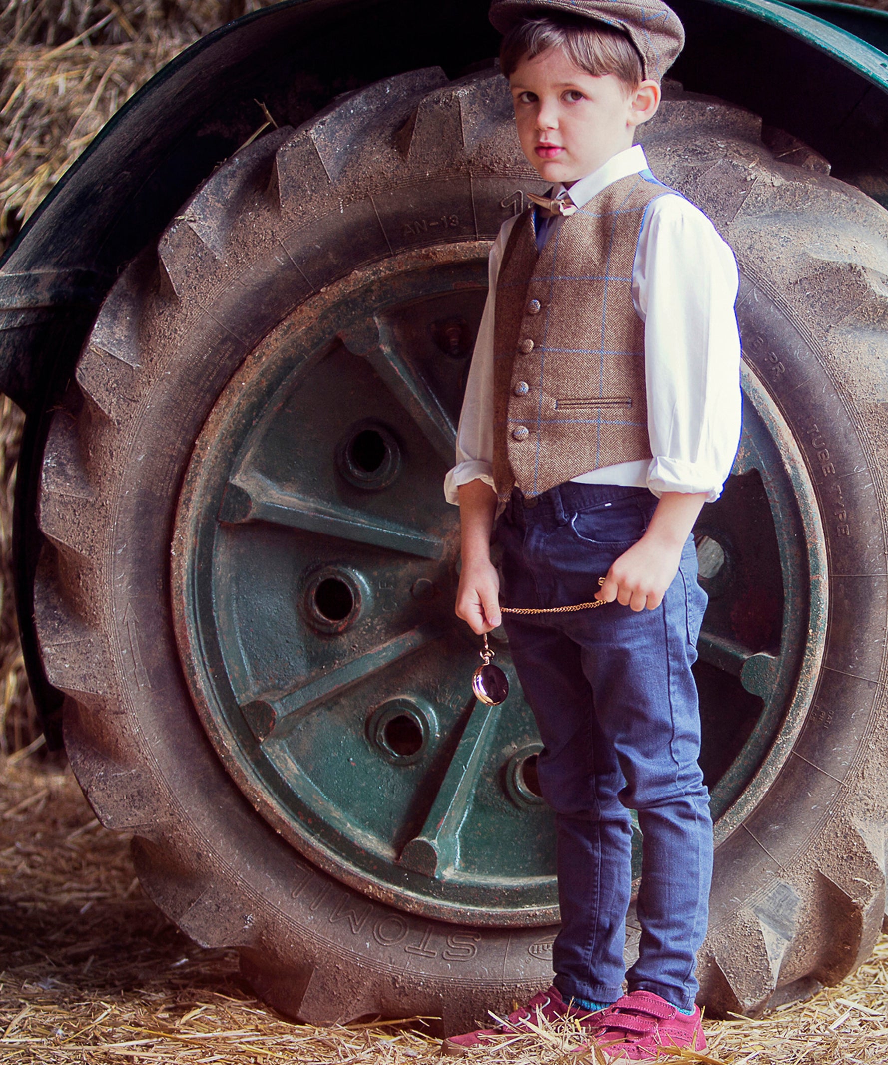 Kids Tweed Accessory Hire Package