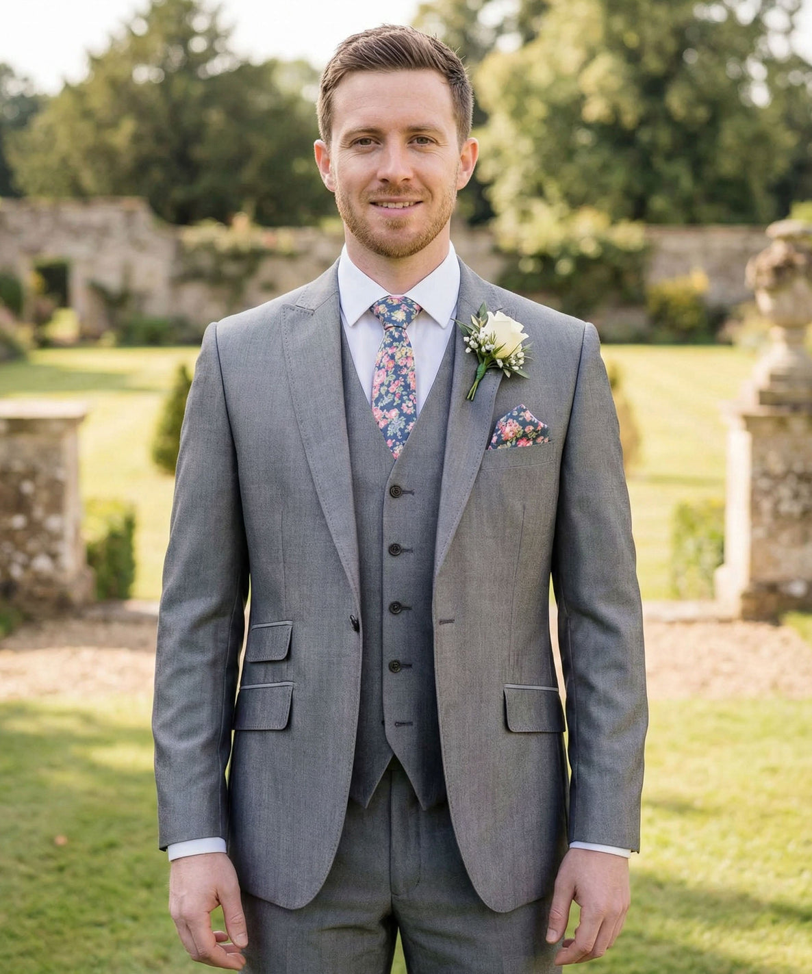 Light Grey Suit | Wedding Suit Hire | Berkshire, Hampshire, Surrey & Beyond   Black Tie
